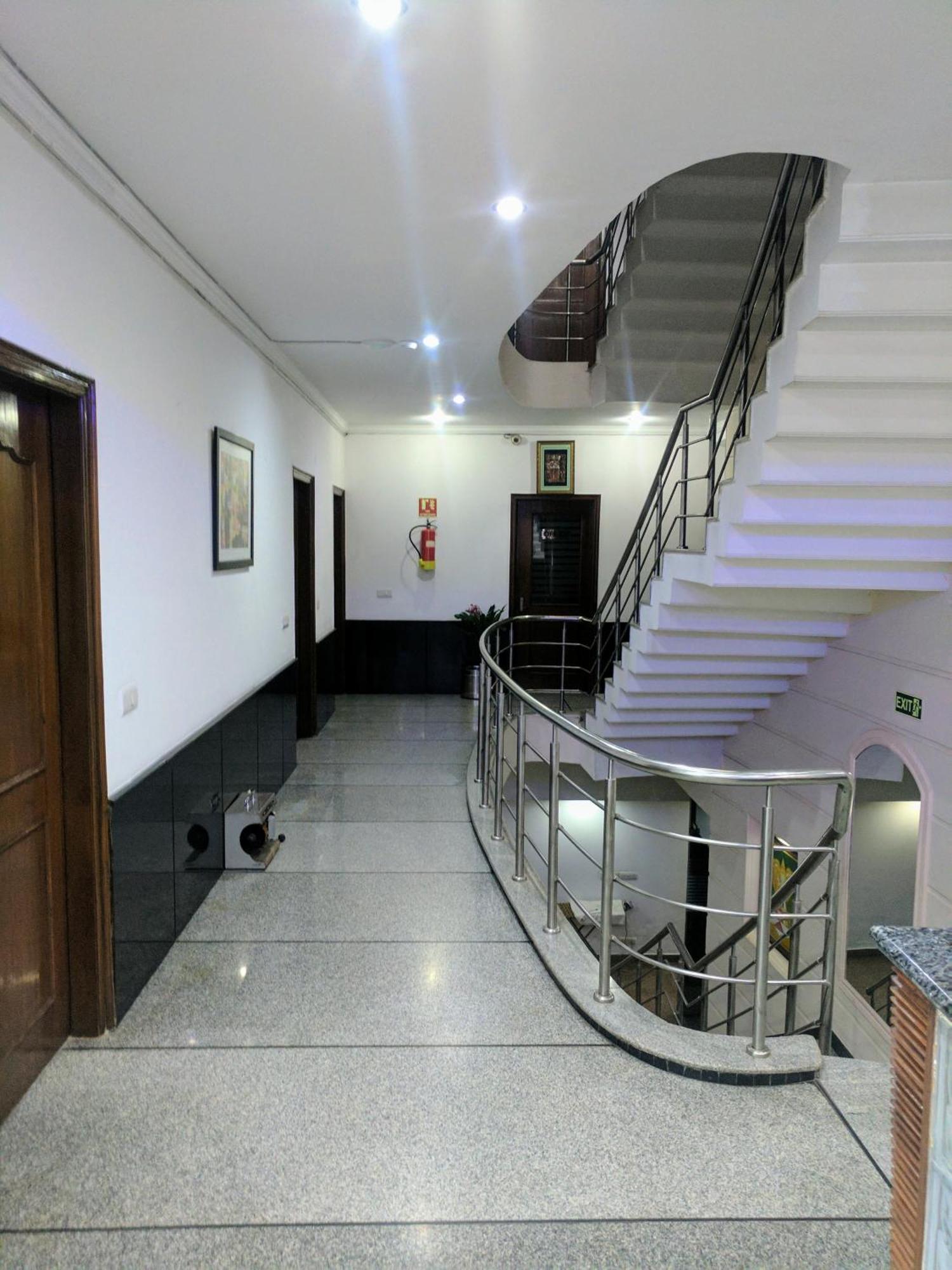 Hotel Exotica Leisure Valley, Gurgaon Exterior foto